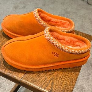 Tasman II Slipper Orange Soda size 3 (Big Kid)